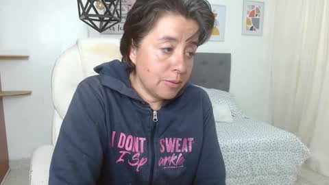 Dalila online show from October 27, 2025, 1:48 pm