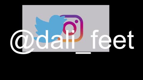 Snapshot of dalila_oficials chatting on June 25, 2026, 11:04 am online show from June 25, 2026, 11:04 am