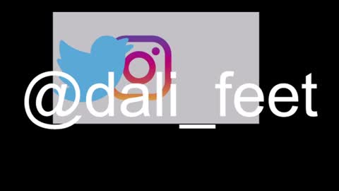 Snapshot of dalila_oficials chatting on July 4, 2026, 10:32 am online show from July 4, 2026, 10:32 am