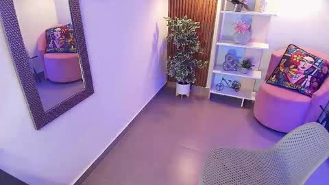 Dalila  online show from December 19, 2025, 6:26 pm