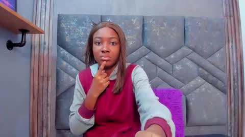 Dalila online show from October 22, 2025, 12:05 pm