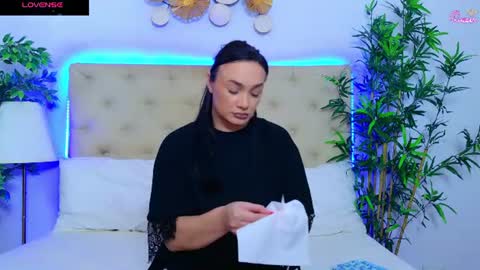 daliyaa_ online show from July 2, 2026, 12:11 pm