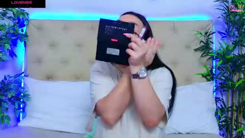 daliyaa_ online show from July 9, 2026, 12:09 pm
