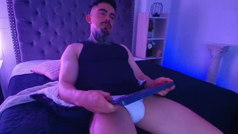 Dallas whitee online show from May 8, 2026, 8:03 pm