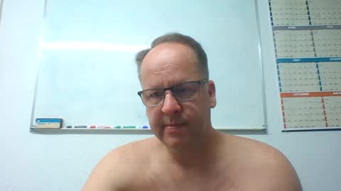 dallastxguy74 online show from December 11, 2024, 3:35 am