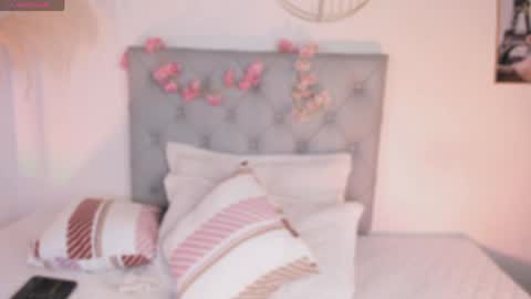 Dalyla online show from May 1, 2026, 1:05 pm