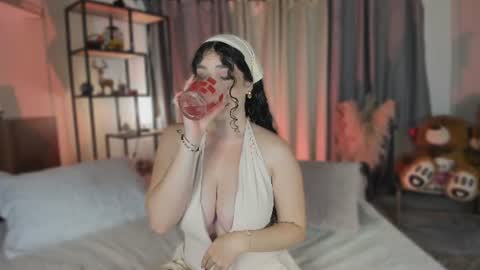Dalyla online show from June 19, 2026, 1:15 pm