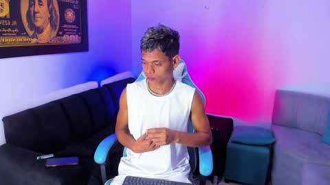 damar_felipe online show from January 10, 2025, 11:33 am