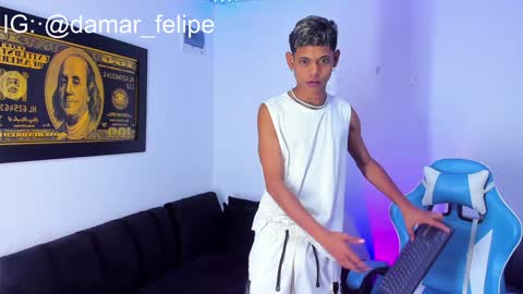 damar_felipe online show from January 12, 2025, 7:00 am