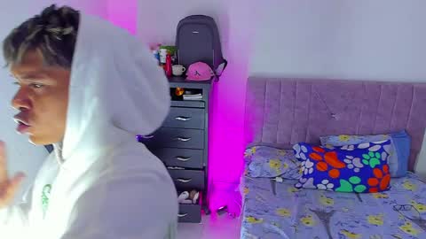 damar_felipe online show from April 1, 2026, 2:23 am