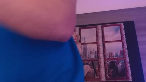         online show from November 11, 2025, 5:07 am