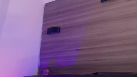         online show from March 6, 2026, 5:37 am