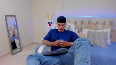 DAMIAN online show from December 3, 2024, 3:22 pm