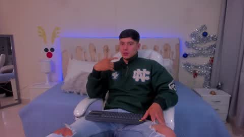 DAMIAN online show from December 12, 2024, 9:19 am