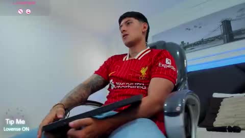 DAMIAN online show from January 5, 2026, 5:27 pm