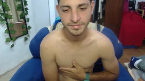 Snapshot of damian_29 chatting on March 28, 2026, 10:09 pm Damian online show from March 28, 2026, 10:09 pm