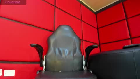 ---Damian--- online show from February 8, 2026, 3:04 pm