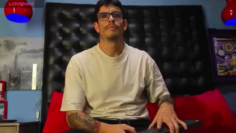 ---Damian--- online show from February 23, 2026, 1:08 pm