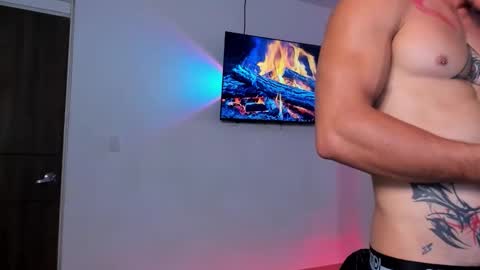 Snapshot of damian_fit chatting on October 1, 2025, 10:21 am Damian online show from October 1, 2025, 10:21 am