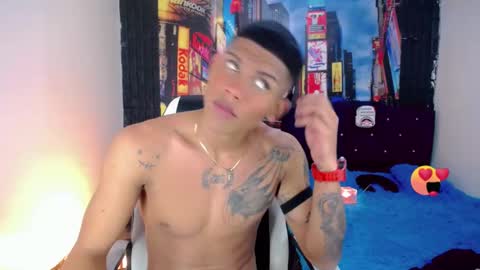 Snapshot of damian_latinxxx chatting on December 3, 2024, 9:22 am Damian online show from December 3, 2024, 9:22 am
