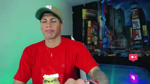 Snapshot of damian_latinxxx chatting on December 11, 2024, 6:14 am Damian online show from December 11, 2024, 6:14 am