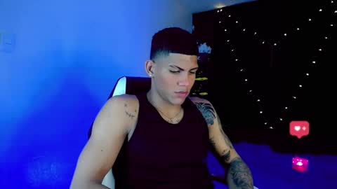 Snapshot of damian_latinxxx chatting on December 12, 2024, 6:57 am Damian online show from December 12, 2024, 6:57 am