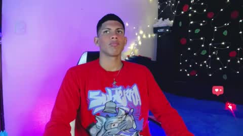 Snapshot of damian_latinxxx chatting on December 17, 2024, 6:24 am Damian online show from December 17, 2024, 6:24 am