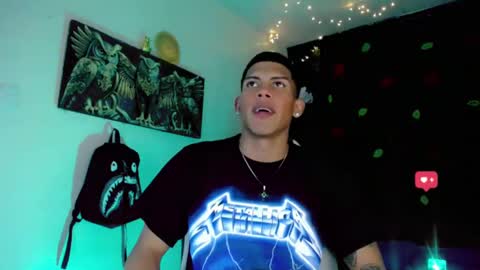 Snapshot of damian_latinxxx chatting on December 28, 2024, 5:55 am Damian online show from December 28, 2024, 5:55 am