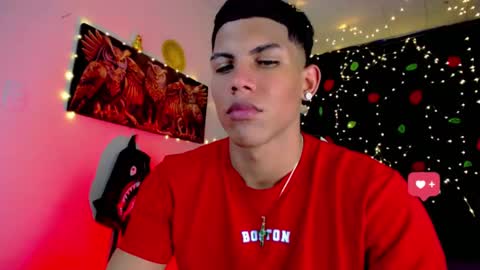 Snapshot of damian_latinxxx chatting on January 4, 2025, 8:49 am Damian online show from January 4, 2025, 8:49 am
