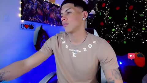 Snapshot of damian_latinxxx chatting on January 7, 2025, 9:07 am Damian online show from January 7, 2025, 9:07 am