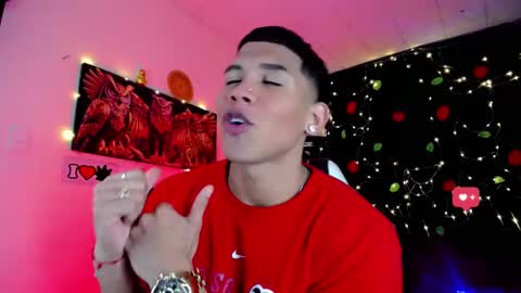 Snapshot of damian_latinxxx chatting on January 8, 2025, 2:46 am Damian online show from January 8, 2025, 2:46 am