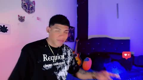 Snapshot of damian_latinxxx chatting on January 17, 2025, 3:12 am Damian online show from January 17, 2025, 3:12 am