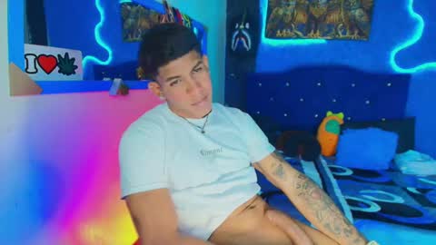 Snapshot of damian_latinxxx chatting on January 28, 2025, 5:32 am Damian online show from January 28, 2025, 5:32 am