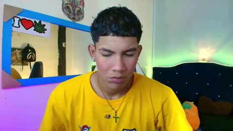 Snapshot of damian_latinxxx chatting on February 2, 2025, 2:27 am Damian online show from February 2, 2025, 2:27 am