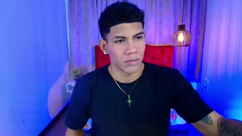 Snapshot of damian_latinxxx chatting on February 2, 2025, 5:32 am Damian online show from February 2, 2025, 5:32 am