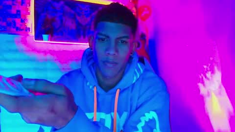 Snapshot of damian_latinxxx chatting on February 16, 2025, 9:59 pm Damian online show from February 16, 2025, 9:59 pm