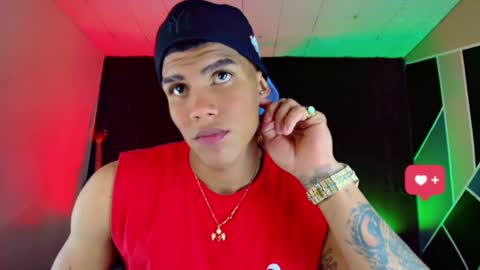 Snapshot of damian_latinxxx chatting on February 27, 2025, 5:56 am Damian online show from February 27, 2025, 5:56 am