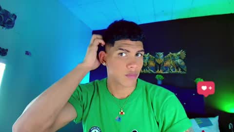 Snapshot of damian_latinxxx chatting on February 28, 2025, 3:15 am Damian online show from February 28, 2025, 3:15 am