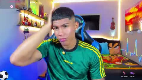 Snapshot of damian_latinxxx chatting on June 25, 2026, 9:03 am Damian online show from June 25, 2026, 9:03 am