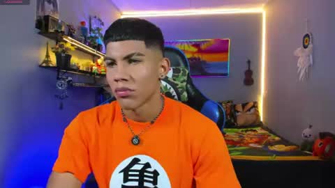 Snapshot of damian_latinxxx chatting on July 7, 2026, 9:02 am Damian online show from July 7, 2026, 9:02 am