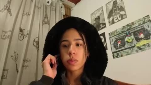 Snapshot of damian_n_lissa chatting on February 8, 2026, 2:04 am damian_n_lissa online show from February 8, 2026, 2:04 am