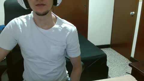 damian_player online show from December 13, 2024, 8:20 am