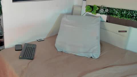 Snapshot of damian_queen chatting on September 25, 2025, 4:05 am damian key online show from September 25, 2025, 4:05 am