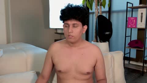 damian_salvatoree online show from October 13, 2025, 10:32 pm