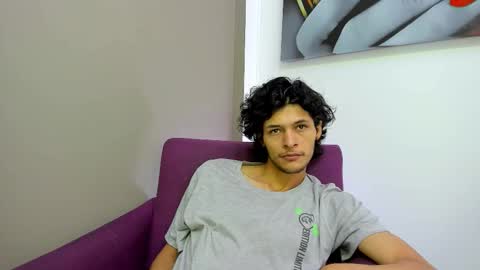 Snapshot of damian_vadim chatting on February 18, 2026, 11:28 am Damian Vadim online show from February 18, 2026, 11:28 am