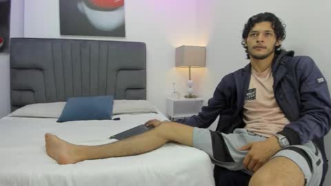 Snapshot of damian_vadim chatting on March 5, 2026, 11:28 am Damian Vadim online show from March 5, 2026, 11:28 am