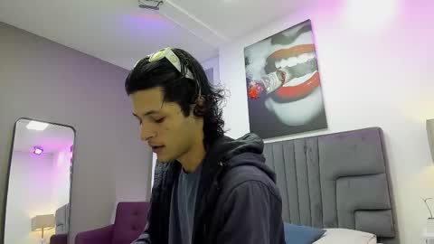 Snapshot of damian_vadim chatting on March 16, 2026, 11:03 am Damian Vadim online show from March 16, 2026, 11:03 am