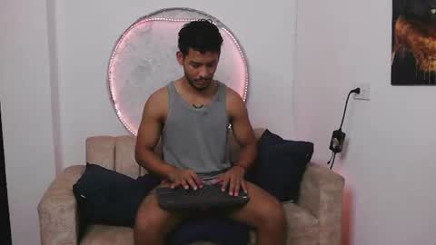 Snapshot of damiann_rees chatting on June 24, 2026, 11:20 am instagram damiannreed. online show from June 24, 2026, 11:20 am