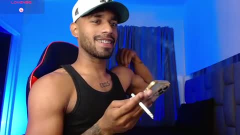 damiano_walker online show from July 17, 2026, 3:35 am