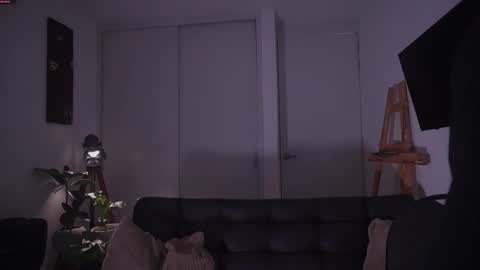 insta damn8   --------  online show from November 30, 2025, 12:14 am